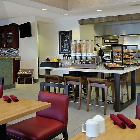 Hilton Garden Inn Sonoma County Airport Santa Rosa Ngoại thất bức ảnh