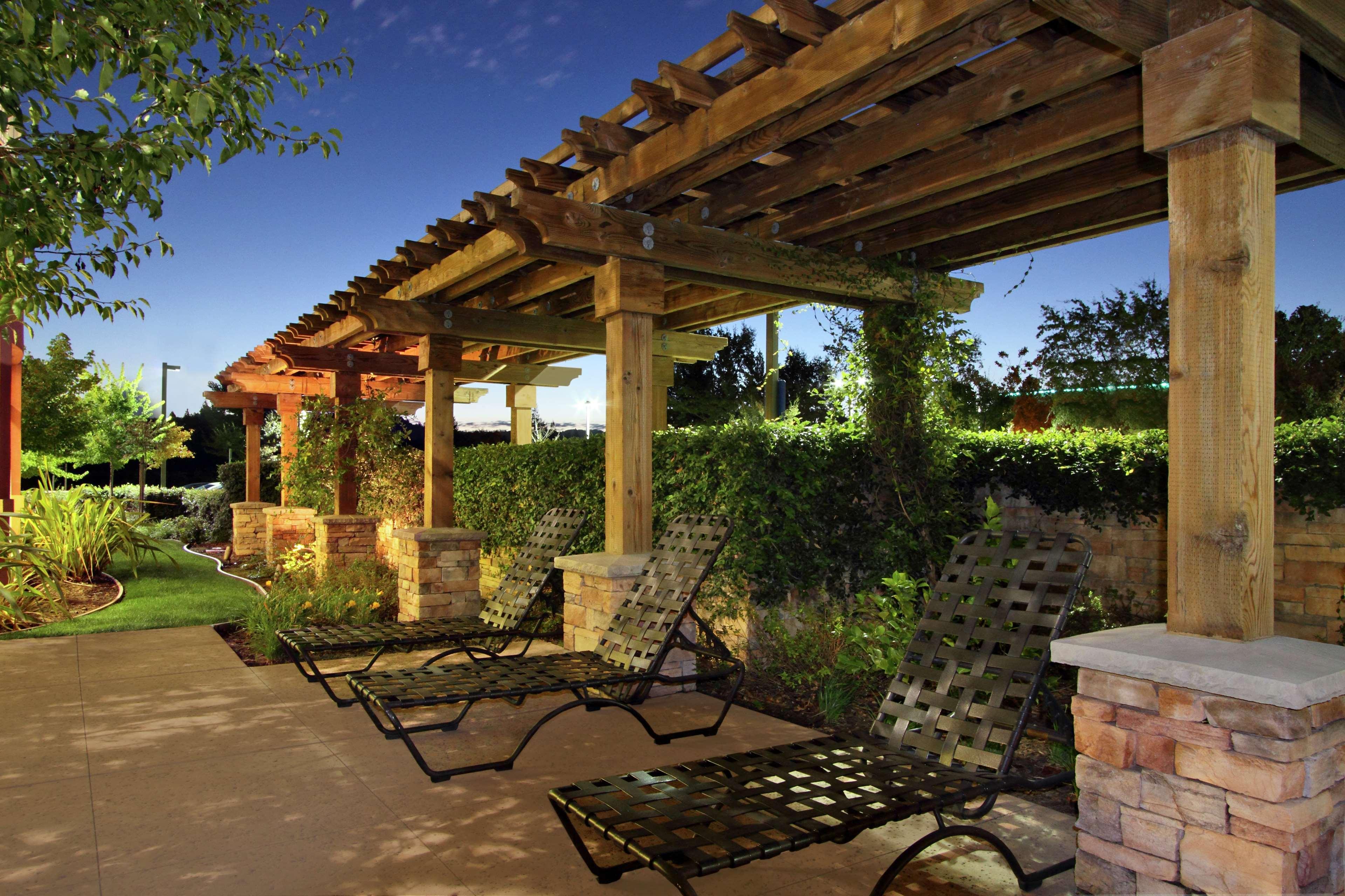 Hilton Garden Inn Sonoma County Airport Santa Rosa Ngoại thất bức ảnh