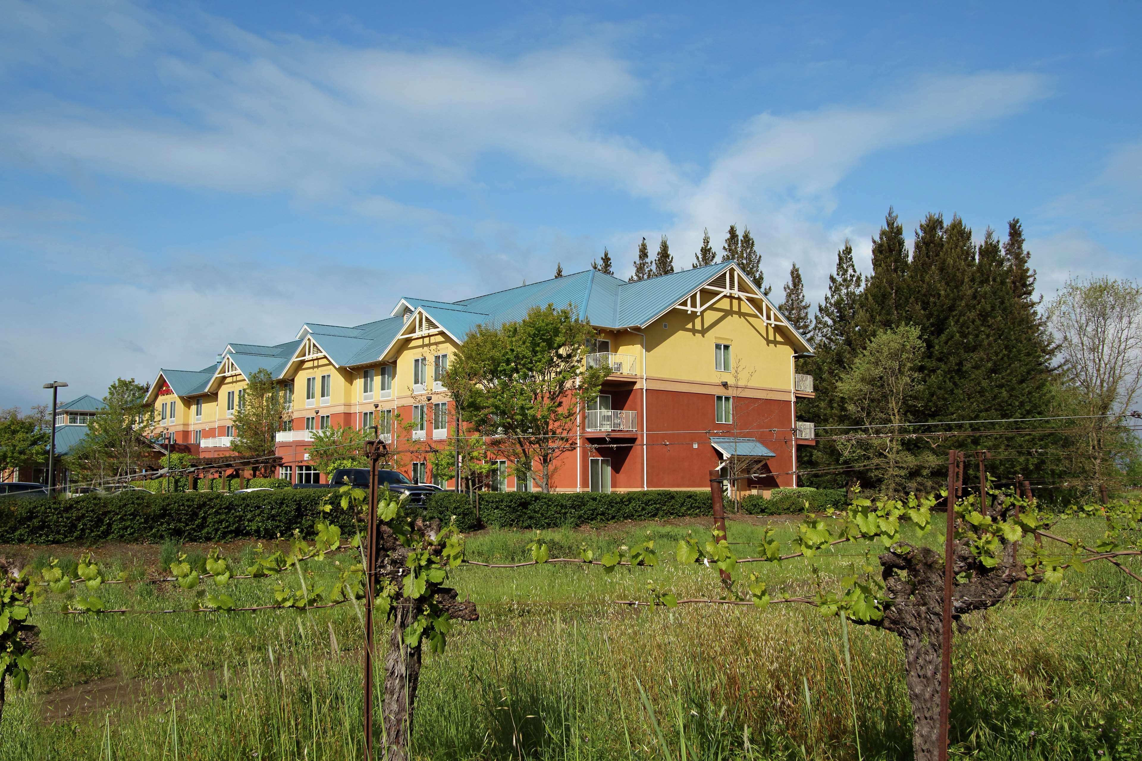 Hilton Garden Inn Sonoma County Airport Santa Rosa Ngoại thất bức ảnh