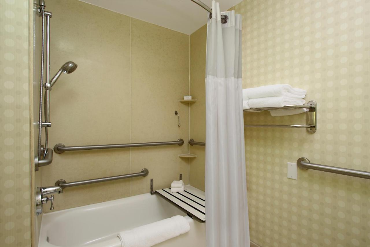 Hilton Garden Inn Sonoma County Airport Santa Rosa Ngoại thất bức ảnh