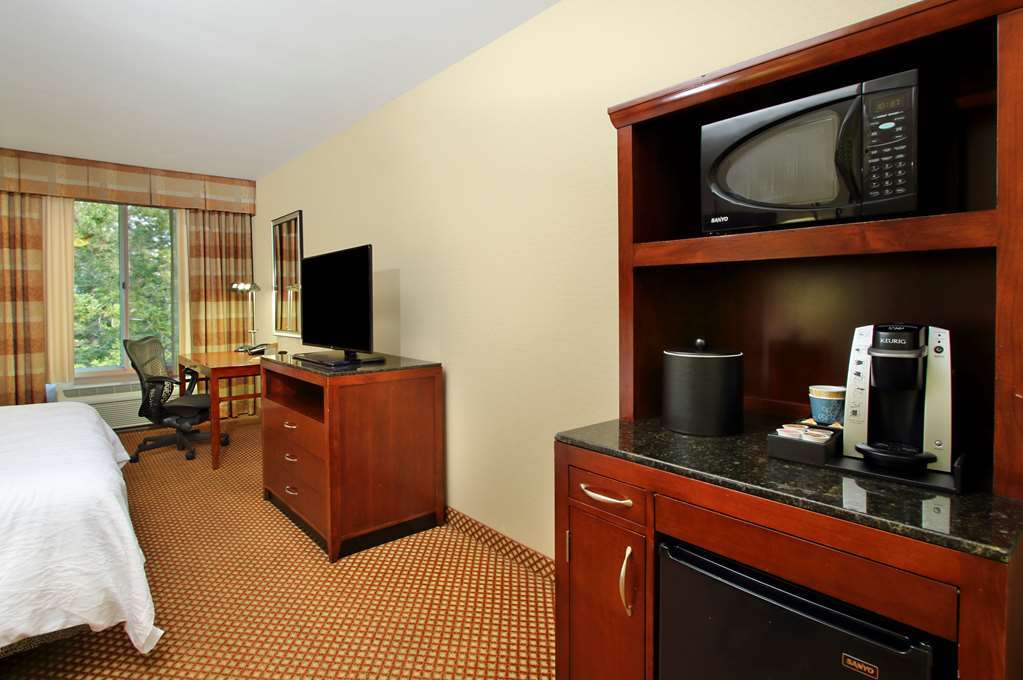 Hilton Garden Inn Sonoma County Airport Santa Rosa Phòng bức ảnh